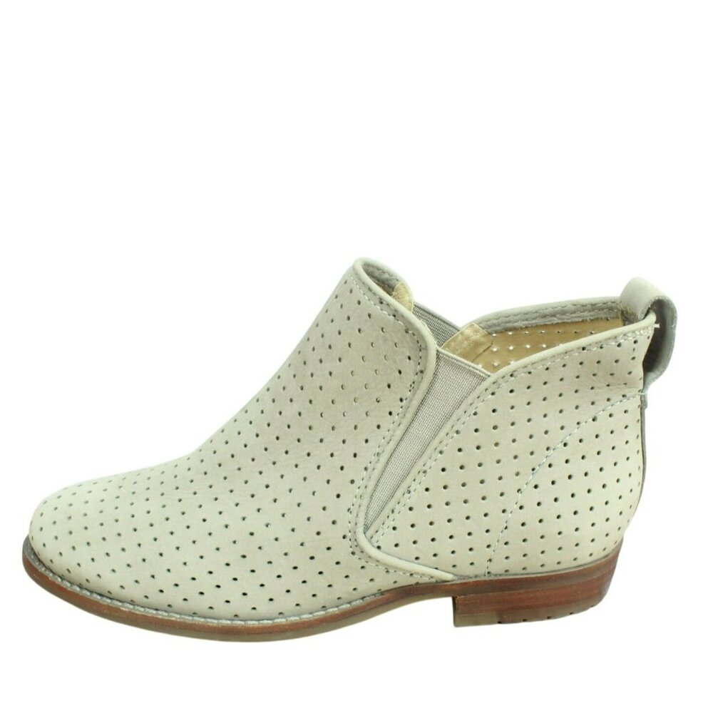 LL Bean Taupe Leather Slip On Westport Perforated Chelsea Ankle Boots Size 6 M
